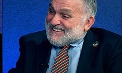 Ruşen Çakır kimdir, kaç yaşında, nereli? Eşi kimdir? Nerede yazıyor?