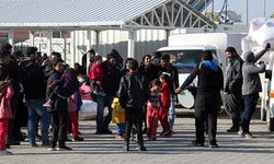 Ali Yerlikaya açıkladı: 578 bin Suriyeli gönüllü olarak ülkelerine döndü