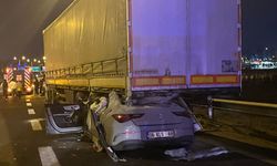 Ankara’da feci kaza: Otomobil tırın altına girdi, 2 ölü 1 ağır yaralı