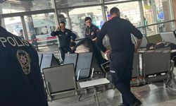 10 gündür otogarda yaşayan avukat oturduğu yerde hayatını kaybetti!