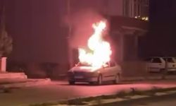 Amasya Gümüşhacıköy’de otomobil alev aldı: Hastane önünde panik yaşandı