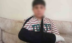 Ankara’daki Ortaokulda Küfür Tartışması Şiddete Dönüştü: Öğrencinin Parmağı Kırıldı!