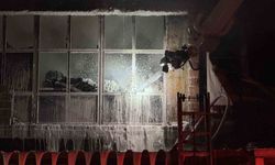 Arifiye’de korku dolu dakikalar! Hırdavat dükkanı alev topuna döndü