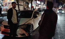 Batman’da seyir halindeki otomobil alevlere teslim oldu