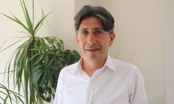 Ali Bozan kimdir? Kaç yaşında? Nereli? Eşi kimdir? DEM Parti Mersin milletvekili hakkında merak edilenler