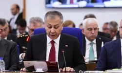 Meclis'te "5 bin polis" tartışması: Bakan Yerlikaya ile CHP'li vekiller arasında tansiyon yükseldi!