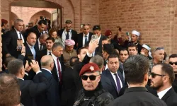 Barzani'nin silahlı peşmerge eşliğinde Şırnak'a gelişine zehir zemberek tepki!