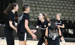 Eczacıbaşı Dynavit, deplasmanda Beşiktaş ile karşılaşacak