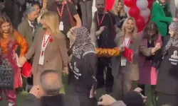 Gülben Ergen’den “başörtülü diye elini tutmadı” iddiasına sert yanıt