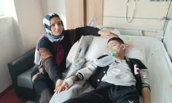 52 gündür dinmeyen öksürük hayatını altüst etti: 13 yaşındaki Eyüp yardım bekliyor