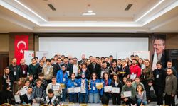 Genç Zihinler Ankara'da Yeteneklerini Sergiledi