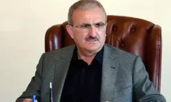 Münir Karaloğlu kimdir? Eşi kimdir? Münir Karaloğlu Murat Karaloğlu ile akraba mı?