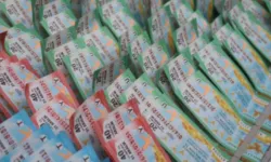 İstanbul Valiliği o konuya çözüm getirdi: Artık cami çevrelerinde şans oyunları yasak!