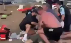 Avustralya'nın en işlek sahilinde silahlı saldırı: Çok sayıda ölü ve yaralı var!