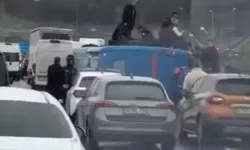 Kağıthane’de cezaevi nakil aracı devrildi: 4 jandarma yaralı