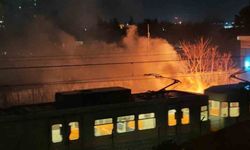 Bakırköy’de metro yanında korkutan yangın