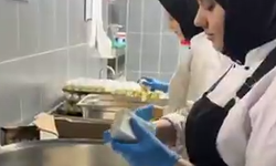 İki genç kızdan büyük başarı: 500 kişilik brownie hazırlandı