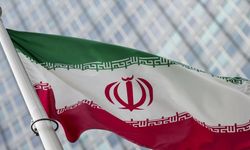 İran’dan komşu ülkelere sert uyarı: “Düşman Sayarız”