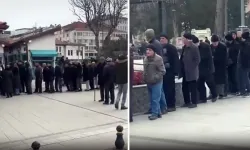 Çorum’da yürek burkan tablo! Bedava çorba için 150 metrelik kuyruk