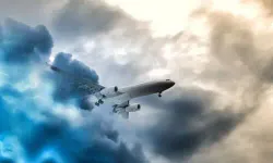 Kayseri uçağında korku dolu anlar: Şiddetli rüzgar nedeniyle rota değişti