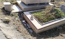 Ankara'nın Tarihi Mezarlığı Çöplüğe Döndü