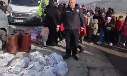 Ankara'da Polis Memurundan Yürekleri Isıtan Hareket