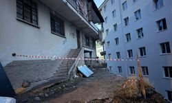 Vatandaş şikâyet etti ekipler harekete geçti: Altındağ’da riskli bina boşaltıldı