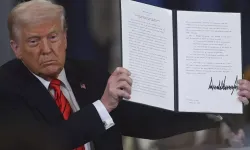 Kararname yürürlüğe giriyor! Trump’tan küresel ticareti etkileyecek hamle