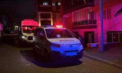 Sinir krizi geçirdi, kendini odaya kilitledi: Şizofreni hastası kadını polis ikna etti!