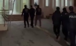 İzmir'de akıl almaz olay! Polis kılığına girip Erasmus öğrencilerini rehin aldılar