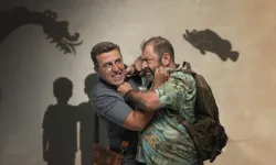 “Şebbaz” Ankara’da sahnede: Gölge oyunu ile tiyatronun büyülü buluşması