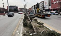 Ankara'da araç yayalara çarptı: Yaralılar var!
