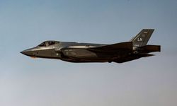 ABD F-35 uçağı İran semalarında hasar aldı, acil iniş yaptı!