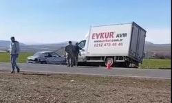 Elazığ’da kamyonet ile otomobil çarpıştı: 1 yaralı