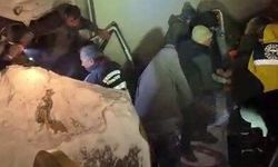 Erzurum’da feci kaza: Kar ve tipi nedeniyle iki kamyon çarpıştı 1 ölü