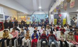 Ankara'da Birlik Sofrası: Öğrenciler ve Protokol Aynı Masada