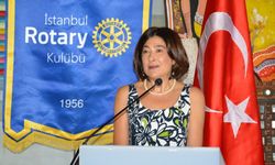 Barçın Yinanç kimdir? Gazeteci Barçın Yinanç kaç yaşında, nereli? Evli mi eşi kimdir? Babası kim?