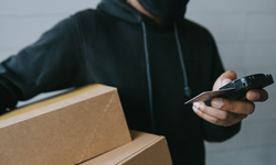 Ankara'da akılalmaz olay: Kurye telefonu teslim etmeyip satmış!