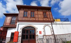 Hacı Bayram Veli Müzesi ziyaretçilerini ağırlamaya devam ediyor