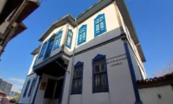 Hamamarkası Kültür ve Sanat Merkezi’nin tarihi binası dikkat çekiyor