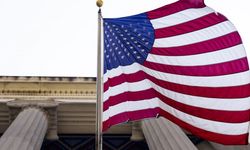 ABD'nin Bağdat Büyükelçiliği yakınlarında patlama!