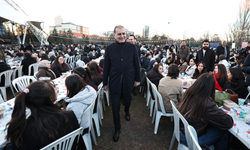 Ömer Çelik Ankara’da üniversite öğrencileriyle iftarda buluştu: “En büyük gücümüz birliğimiz”