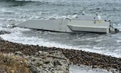 Karadeniz’de şok! Sahilde bulunan gizemli araç bölgeyi alarma geçirdi