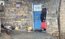 Ankaralı polisten bayram öncesi anlamlı yardım! Yüzlerce aileye ulaştı