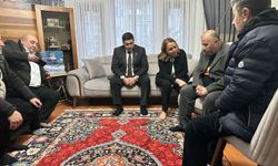 CHP'liler Güdül'lü şehidin ailesini ziyaret etti