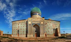 Özel izinle çilehane ziyareti! Ahmet Yesevi’nin dar yaşam alanı gözler önüne çıktı