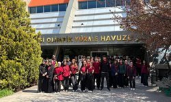 Ankara Üniversitesi kapılarını gençlere açtı: Sporun disiplini sahada anlatıldı!