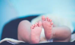 TBMM’de yeni düzenleme kabul edildi: Doğum izni uzadı sosyal medyaya yaş sınırı geldi