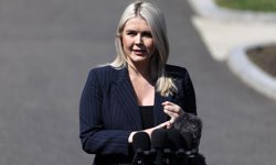 Beyaz Saray'dan dikkat çeken İran mesajı: "Kartlar Trump'ın elinde"