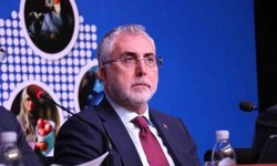 Bakan Işıkhan, gençleri heyecanlandıran müjdeleri ardı ardına verdi